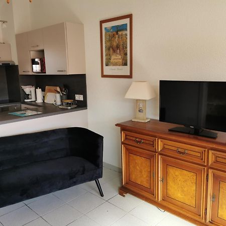 Appartement Rue de Corfou Les Grenadines à Sainte-Marie-la-Mer Extérieur photo